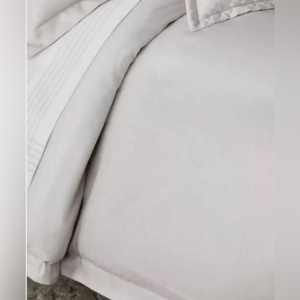 Ralph Lauren Lovan Jacquard Duvet Cover Full/Queen Parchment Organic Cotton
NEW